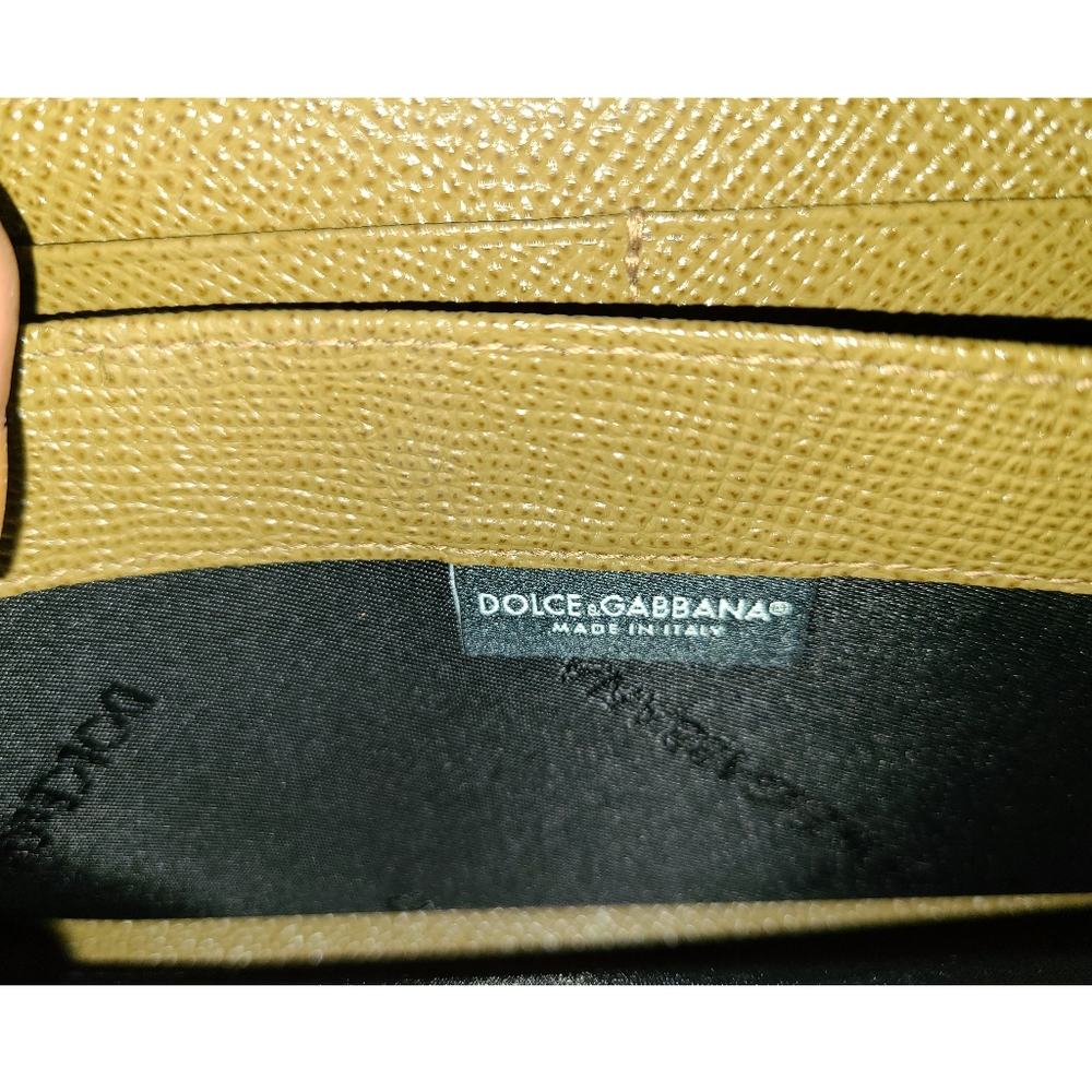 Authentic New Dolce & Gabbana Wallet - Picture 7 of 11